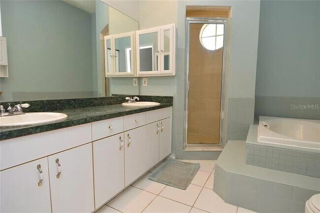 Building Photo - 3212 Tina Marie Dr