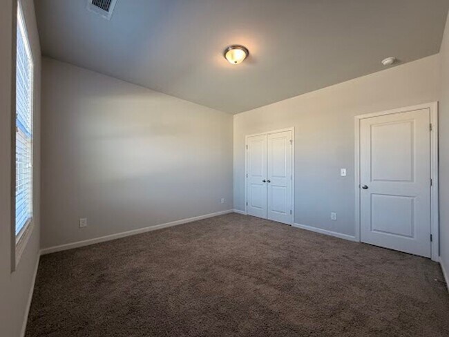 Building Photo - 3 Bed 3 Bath in Buford!