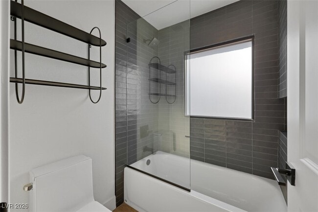 Building Photo - 7132 Mission Hills Dr