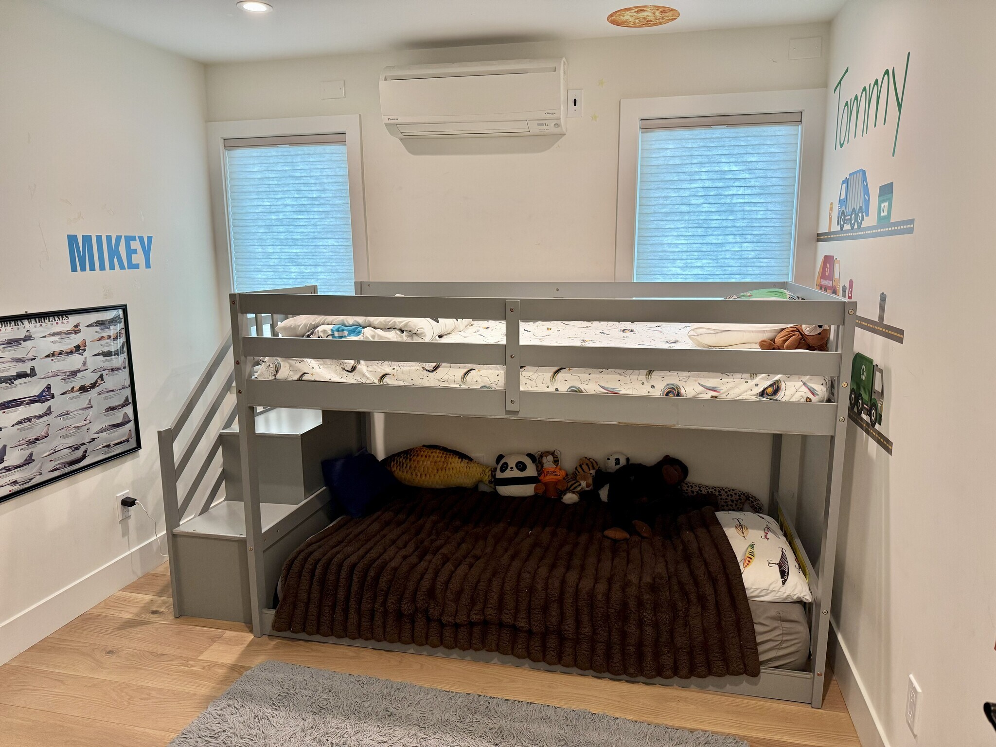 Building Photo - 248 34th St