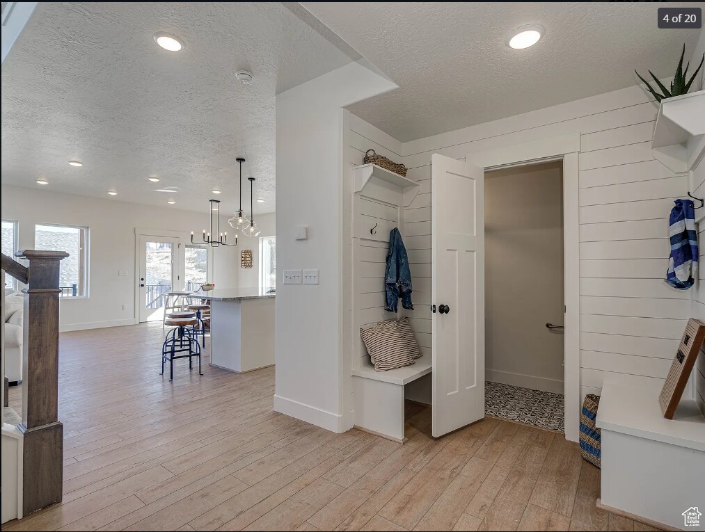 Building Photo - 7409 S Drake Park Ct