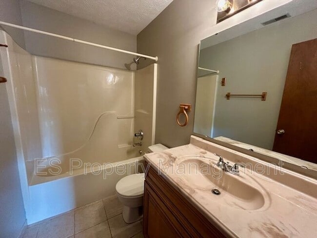 Building Photo - 5834 Blackley Ln