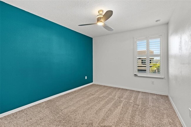 Building Photo - 19270 Fallglo Dr