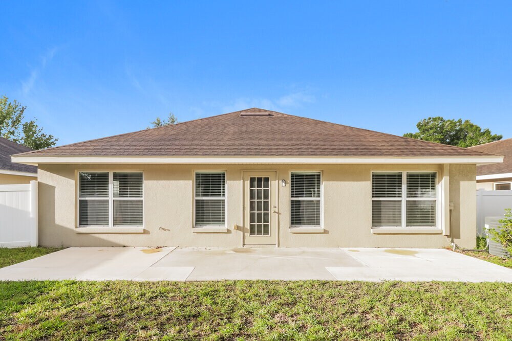 Building Photo - 18525 Dajana Ave