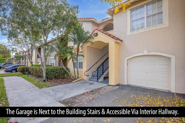 Building Photo - 15125 Michelangelo Blvd