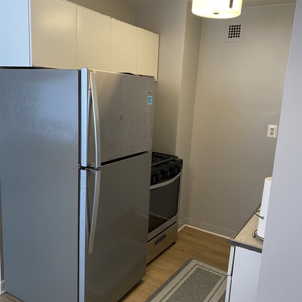 Kitchen with New Appliances - 522 21st St NW