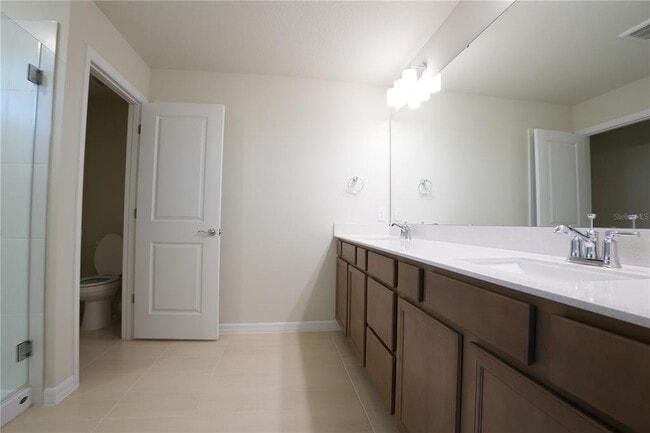 Building Photo - 268 Summer Pne St