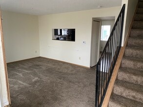 Building Photo - 4360 Maricopa Dr