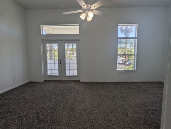 Building Photo - Now Available - Non Conforming 3 Bedroom, ...