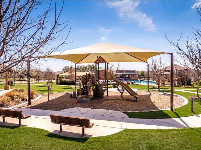 Building Photo - POOL! SOLAR! NO REAR NEIGHBOR! UPGRADES, UPGRADES and MORE UPGRADES
