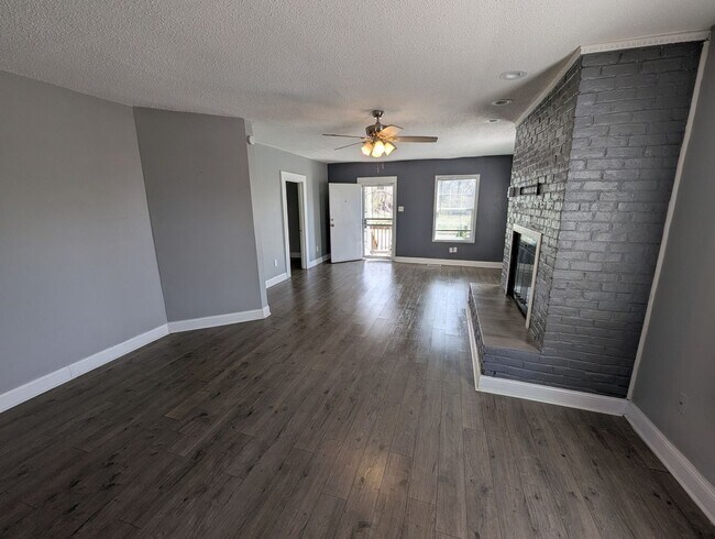 Building Photo - 9517 West Ave., St. Louis, MO 63137