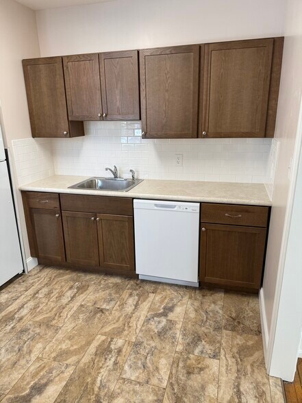 Building Photo - 1101 Rambler Ave