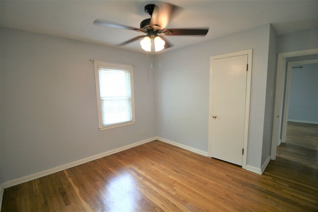 Building Photo - Adorable home located in southside of Lexington    20260604