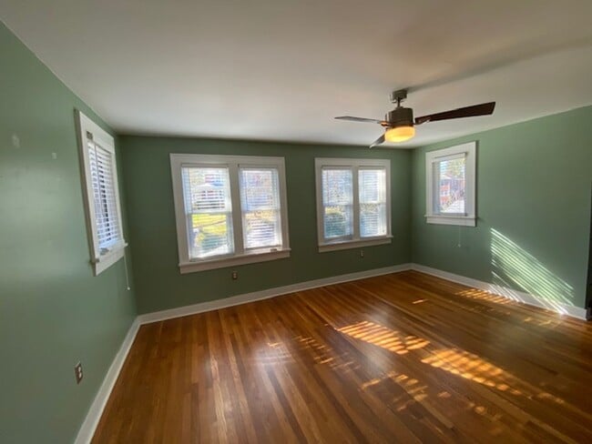 Building Photo - North AVL, 1920's Home with Contemporary U...
