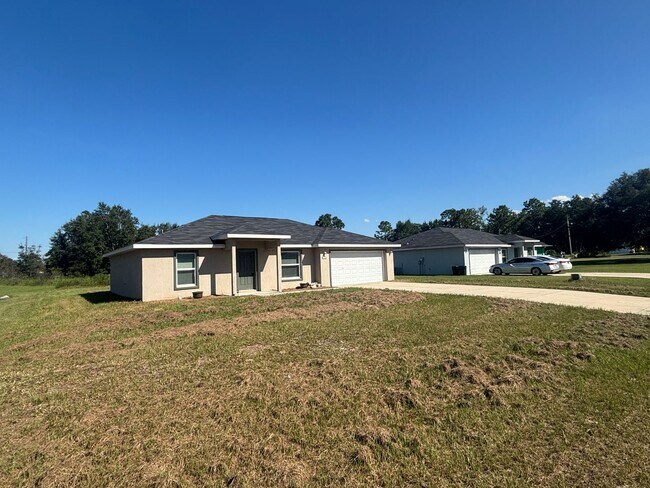 Building Photo - MarionOaks Beauty 3/2/2 ***Won't Last***