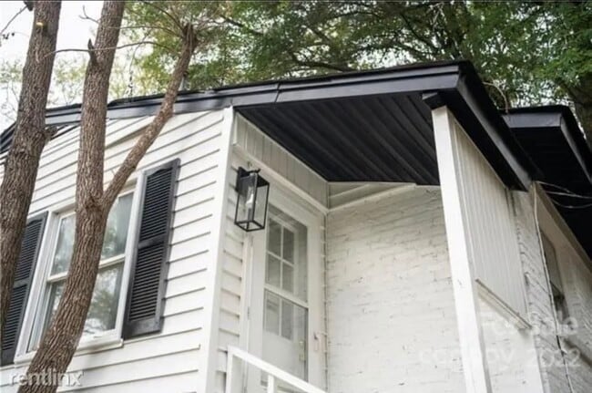 Building Photo - 2008 Choyce Cir