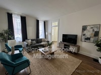 Building Photo - 40 E Franklin St