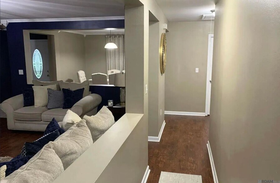 Building Photo - 532 Glenway Dr