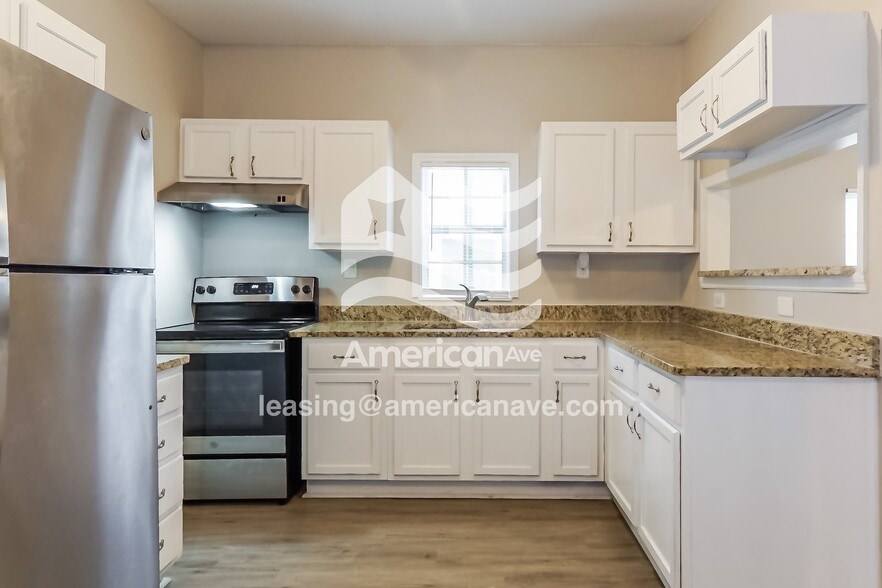 Building Photo - 1804 31st St SW