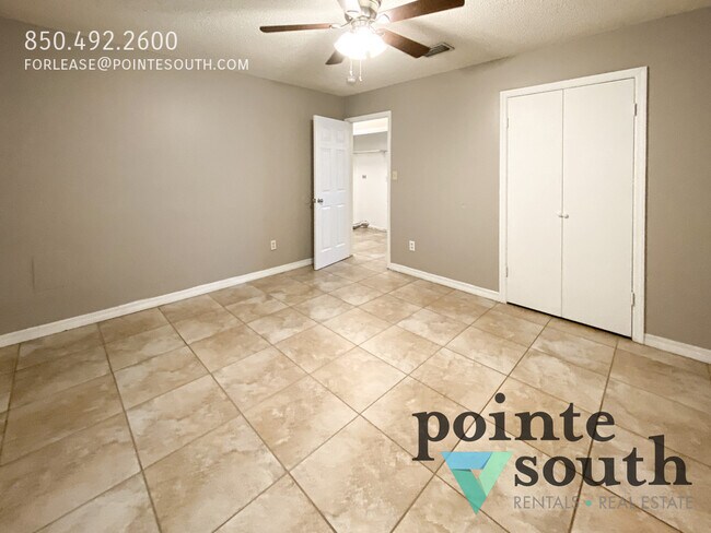 Building Photo - 6399 Schoel Ln
