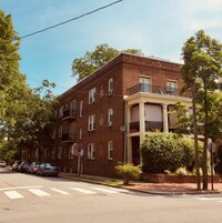 Building Photo - 1424 Grove Ave