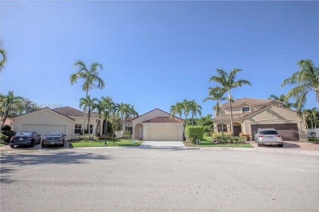 Building Photo - 777 Tanglewood Cir
