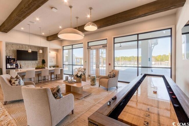 Building Photo - 8840 Henry Rd