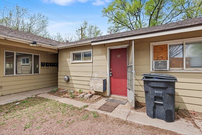 Building Photo - 207 N Santa Fe Ave