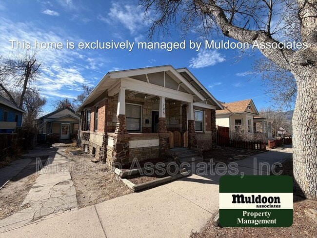 Building Photo - 705 E Platte Ave