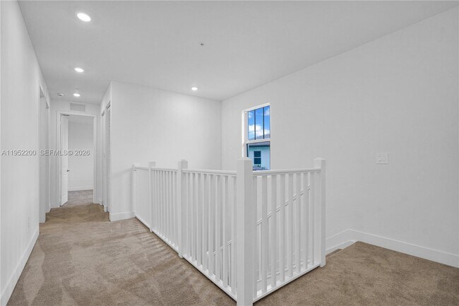 Building Photo - 4422 SW 122nd Ter