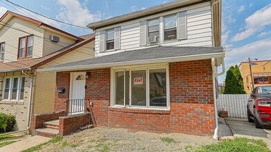Building Photo - 1120 73rd St