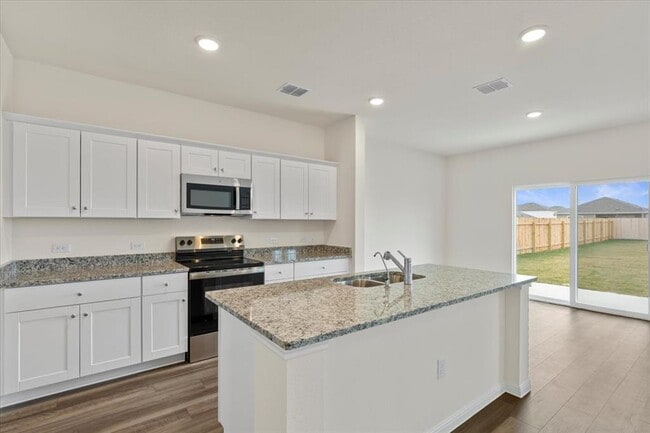 Building Photo - 113 Rother Pl