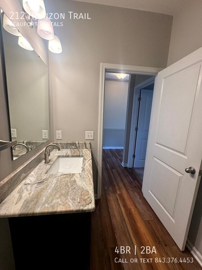Building Photo - 212 Horizon Trl