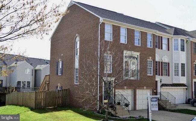 Building Photo - 20937 Sandian Terrace
