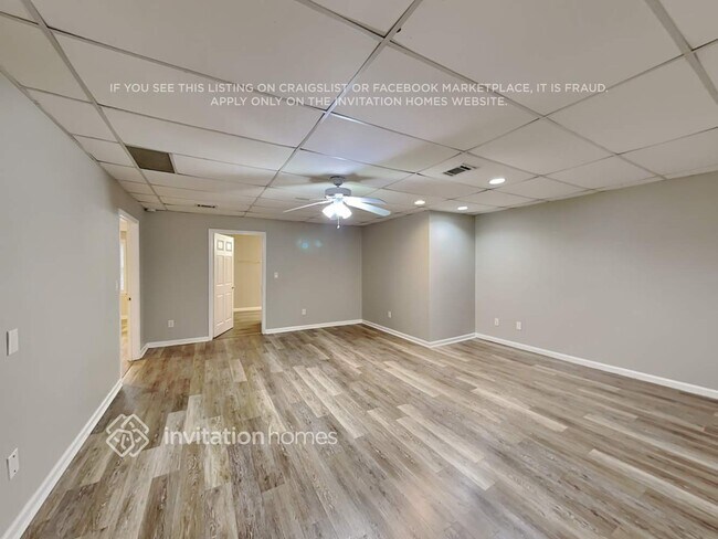 Building Photo - 1911 Ascot Terrace NW