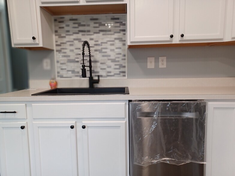 Building Photo - 10602 Boxmeer Ct