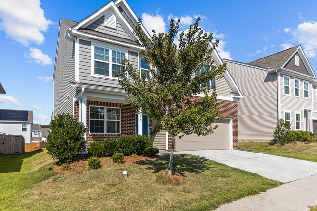 Building Photo - 624 Hiddenbrook Dr