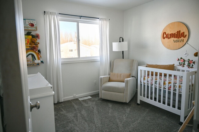 Building Photo - Little Dipper Avenue