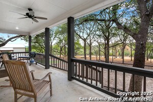 Building Photo - 548 Winding View