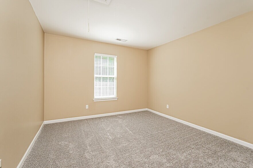 Building Photo - 3644 Thornaby Cir