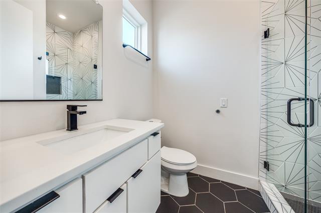 Building Photo - 4117 Munger Ave