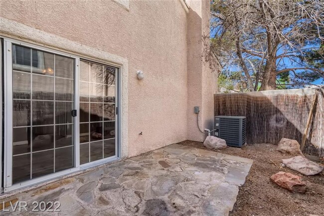 Building Photo - 8417 Sewards Bluff Ave