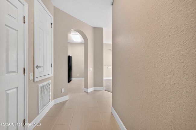 Building Photo - 3868 Lexmark Ln