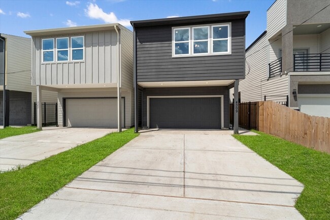 Building Photo - 4309 Larkspur St