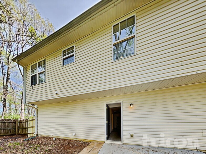 Building Photo - 1455 Enchanted Forest Dr