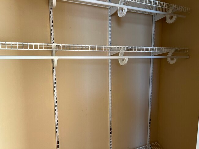 Building Photo - 1412 Nestlewood Ct