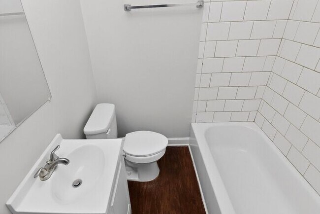 Building Photo - Charming 3BD/1BA Ranch in