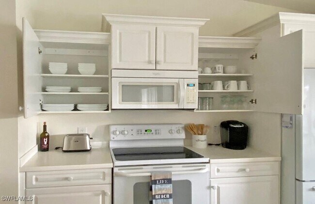 Building Photo - 2790 Cypress Trace Cir