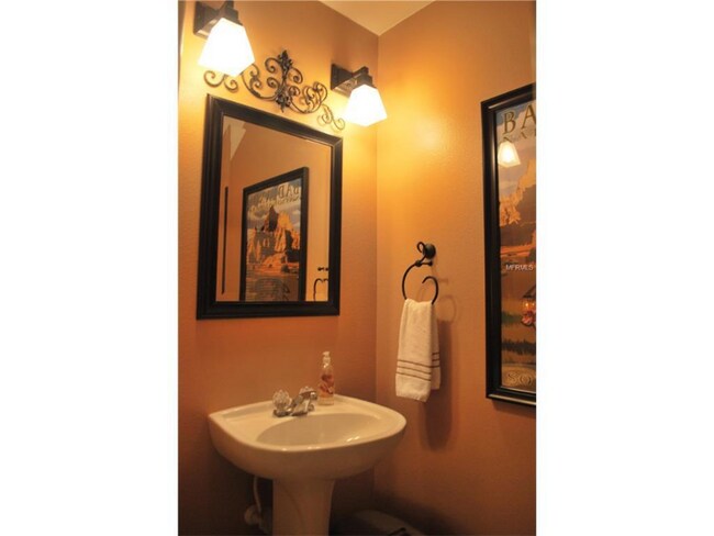 Building Photo - 4411 Silver Falls Dr