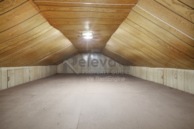 Building Photo - 9002 Michaux Ln